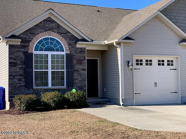 1st image of 3501 Ellsworth Dr #A