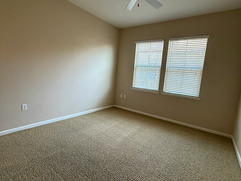 5301 E Commerce Way #11103 — Photo 27
