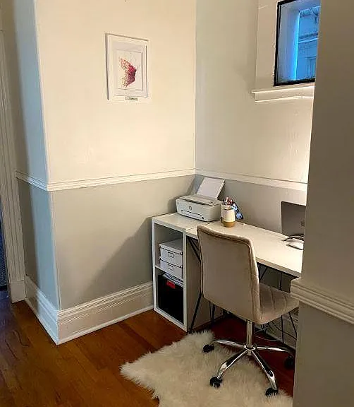 Office alcove area