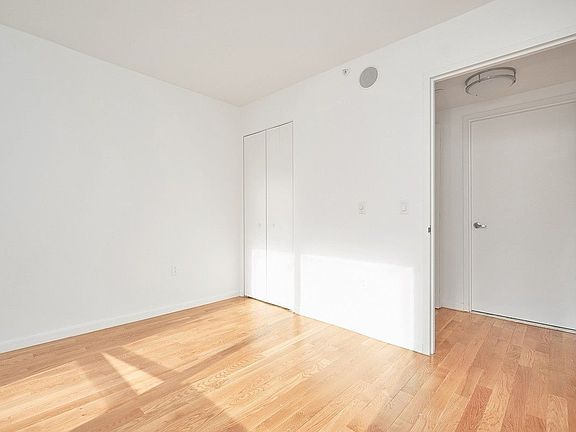 5th image of 1770 Madison Ave APT 6C