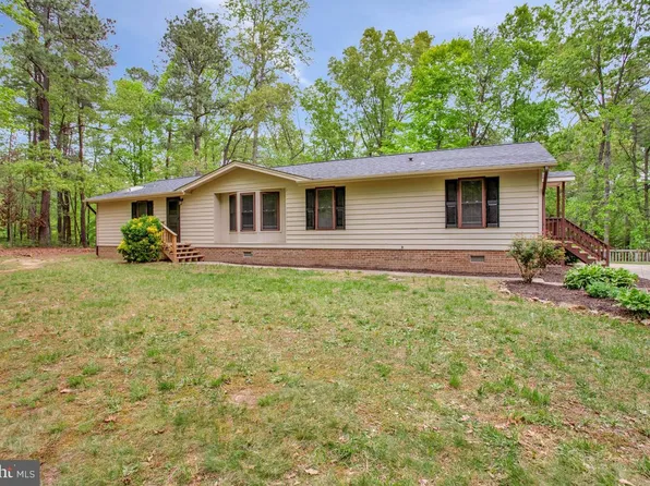 27172 Burning Oaks Dr, Mechanicsville, MD 20659