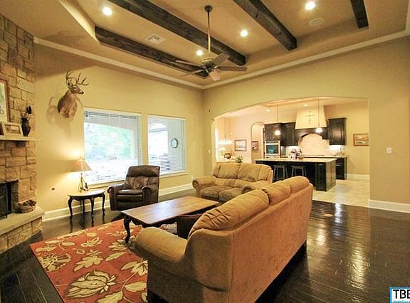 3rd image of 3021 Rolling Meadow Dr