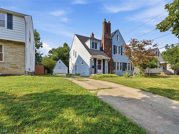 3rd image of 10033 Chesterfield Dr