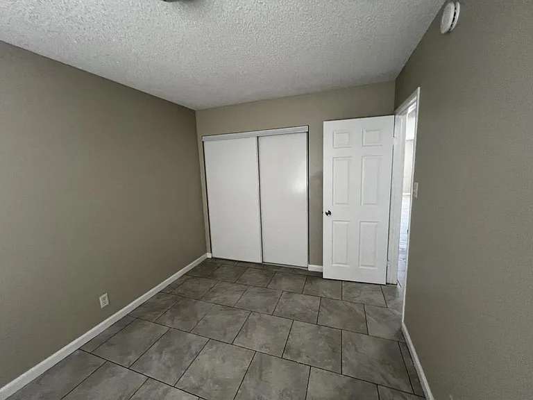 6941 Appleton Dr — Photo 18