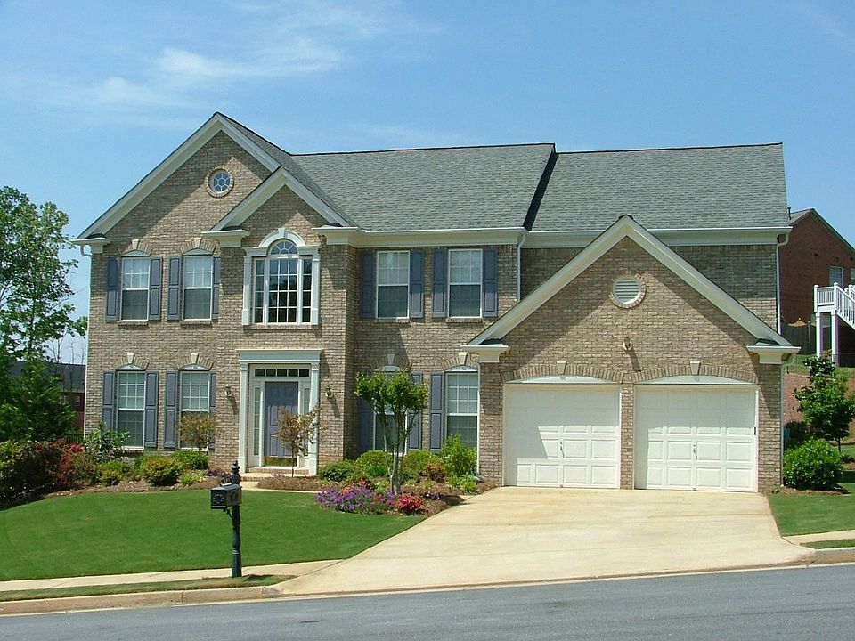 Gated, Bear's Best Golf Community 
