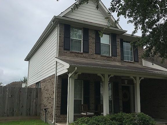 4th image of 4911 Cedar Cove Dr