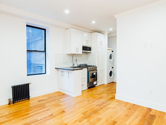 2nd image of 260 Washington Ave APT B5