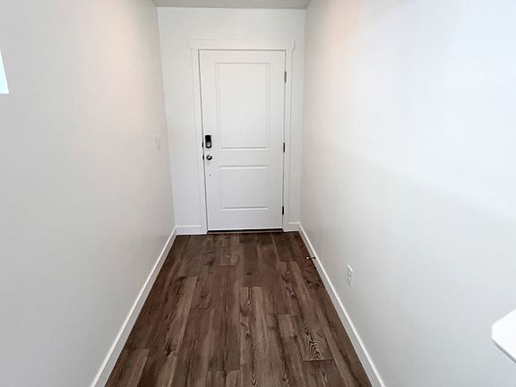4th image of 836 E Sand Dollar Way