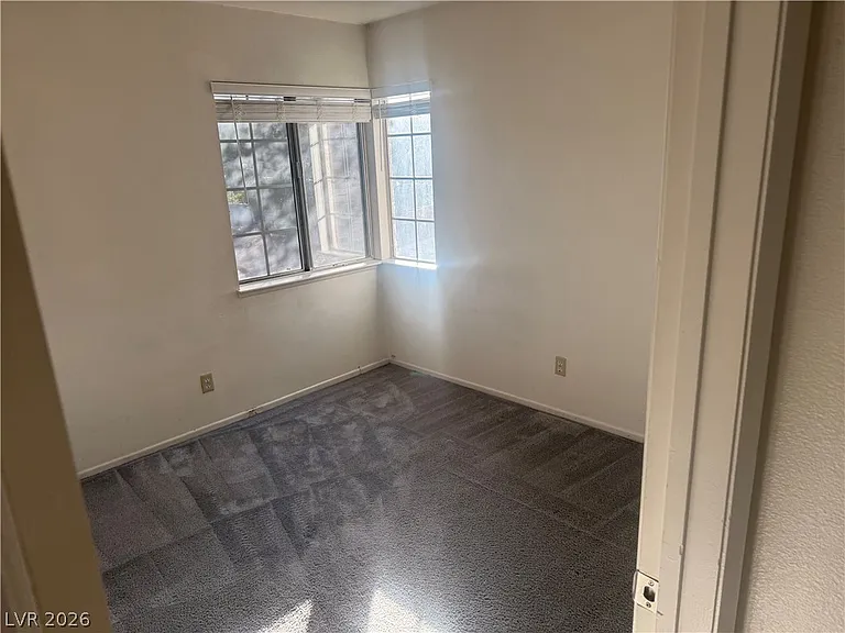 3204 Mariner Bay St — Photo 13