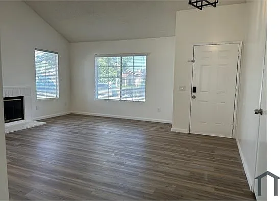 4 bed, 1581 sqft, $2,799 — Photo 4