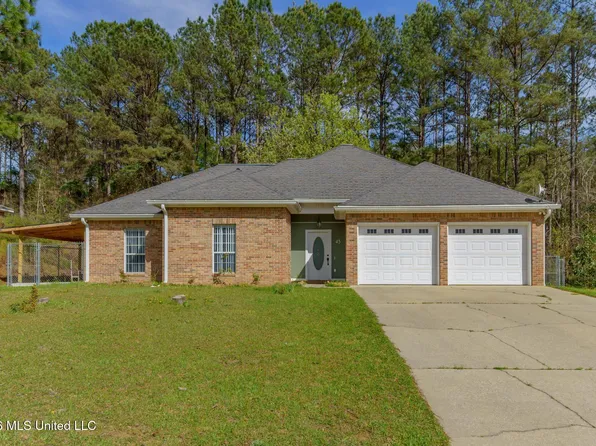 45 Robert E Lee Rd, Hattiesburg, MS 39401