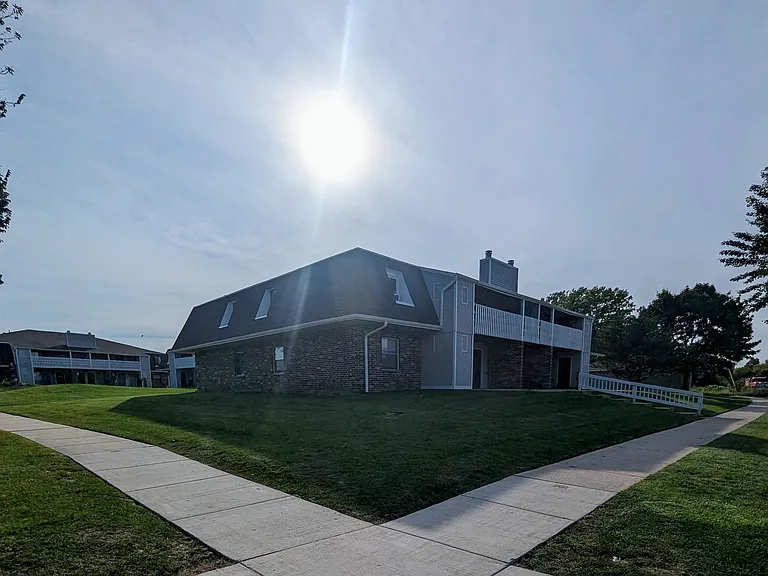 9913 W Fountain Ave — Photo 1