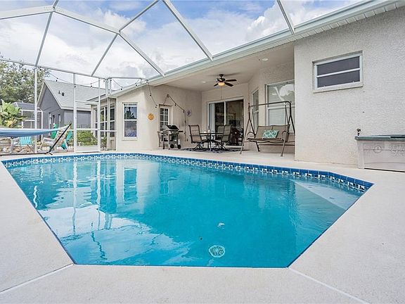 4th image of 18169 Heron Walk Dr