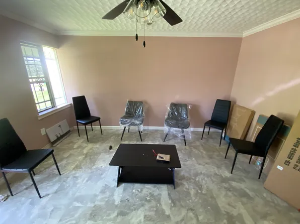 1025 Henderson Ave #2, Orange, TX 77630