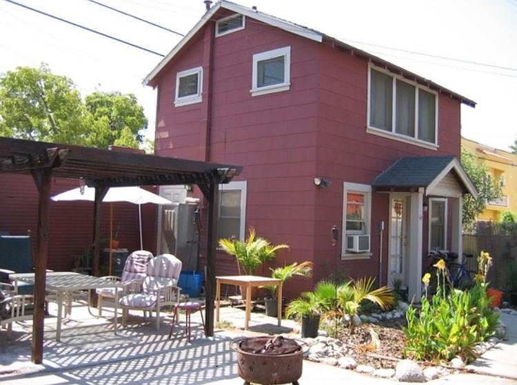 1st image of 4512 N Figueroa St