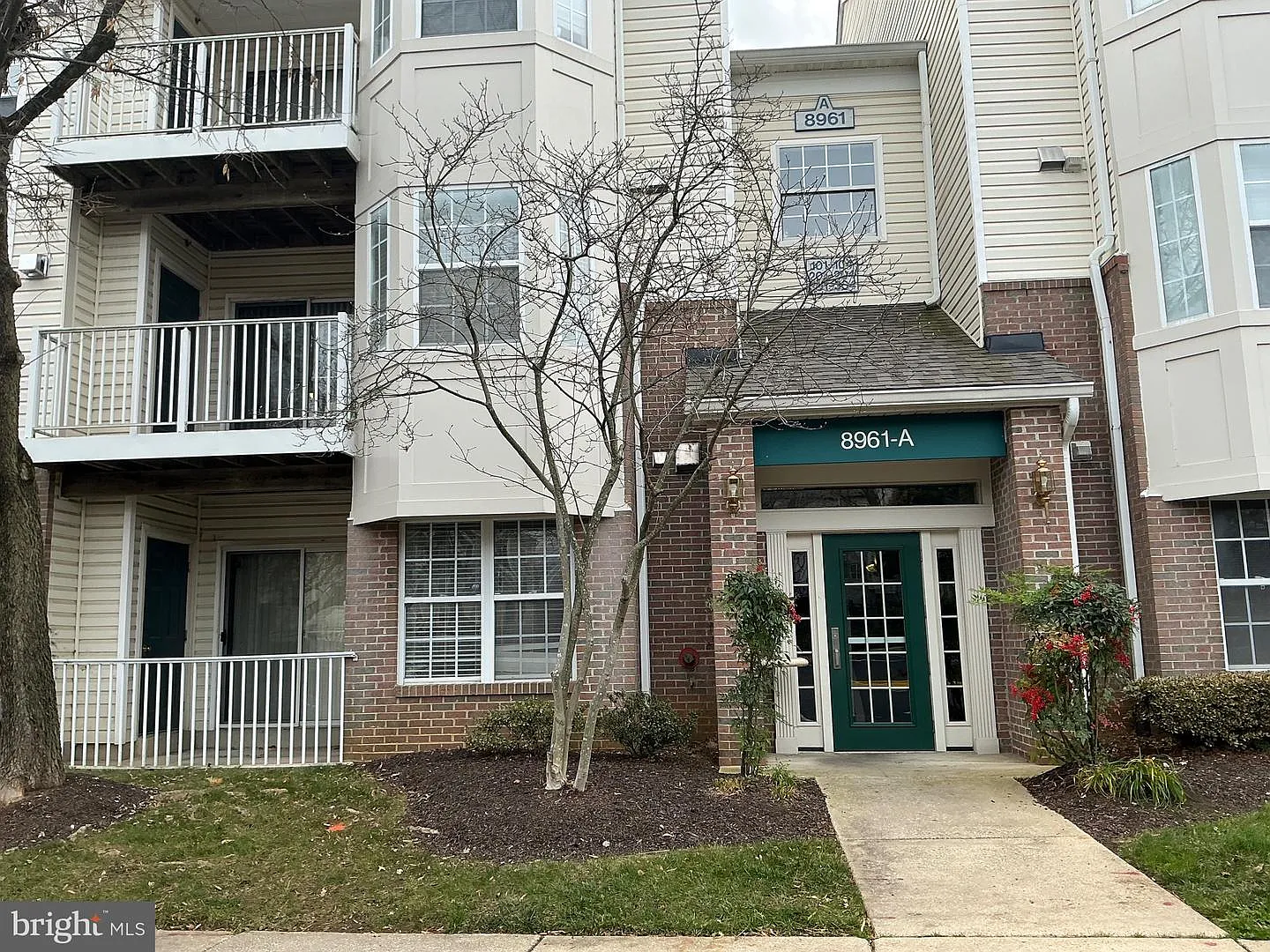 2 bed, 2.0 bath, 959 sqft, $2,195 — Photo 1