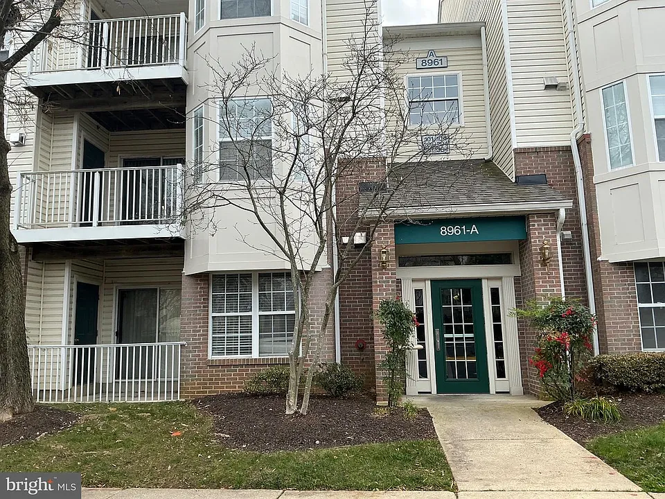 8961 Town Center Cir #1-101