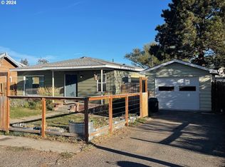 403 W Park St, Enterprise, OR 97828