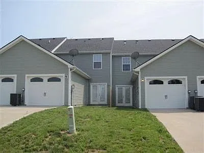 148 Abbey Rd Versailles, KY 40383 — Photo 2