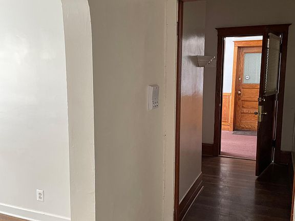 5th image of 11339 S Martin Luther King Dr #2F