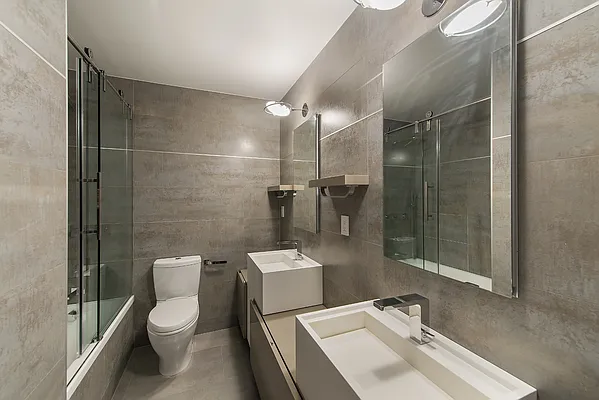 Sold by Nest Seekers International | media 8