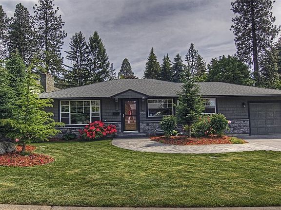 2nd image of 3710 E Congress Ave