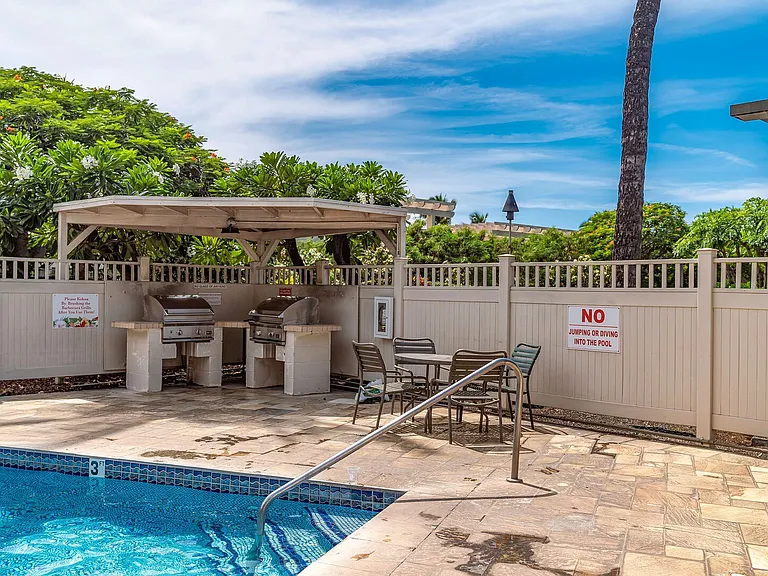 S Kihei Rd — Photo 33
