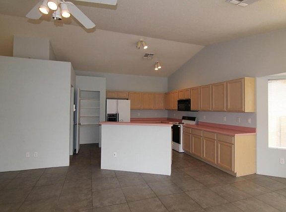 4th image of 2560 W Camino Del Grijalva