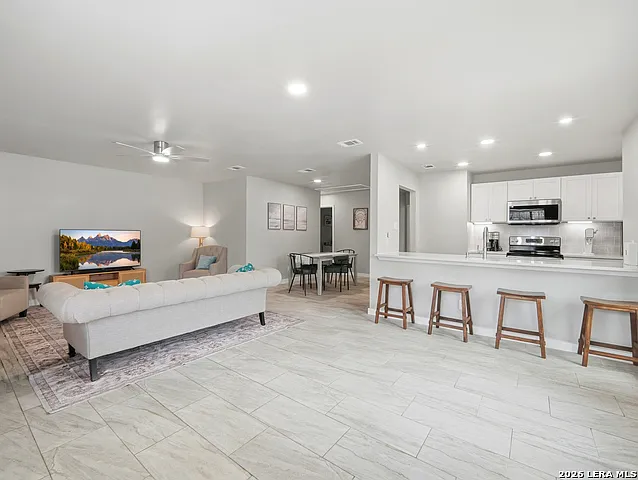 515 Oak Park Dr #515 — Photo 10
