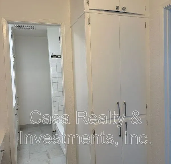 16920 S Vermont Ave #D — Photo 14