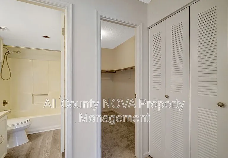 3800 Powell Ln #727 — Photo 30