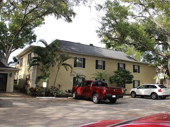 3rd image of 5221 S Bayshore Blvd #2