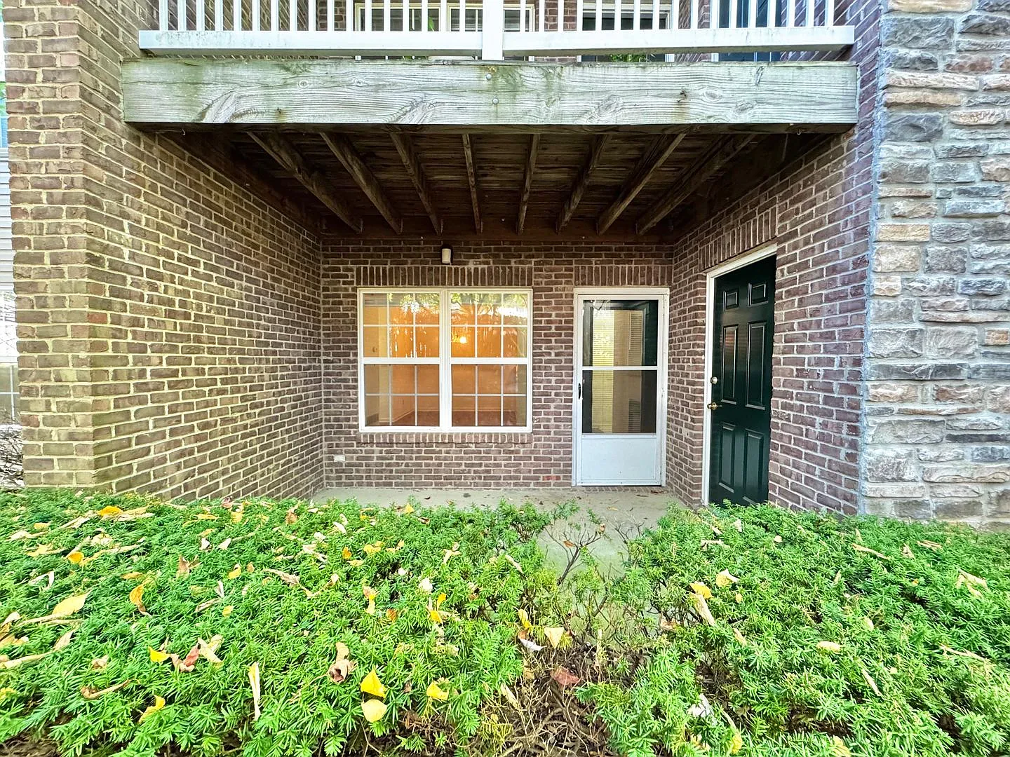 Forest Creek Apartments — Photo 1