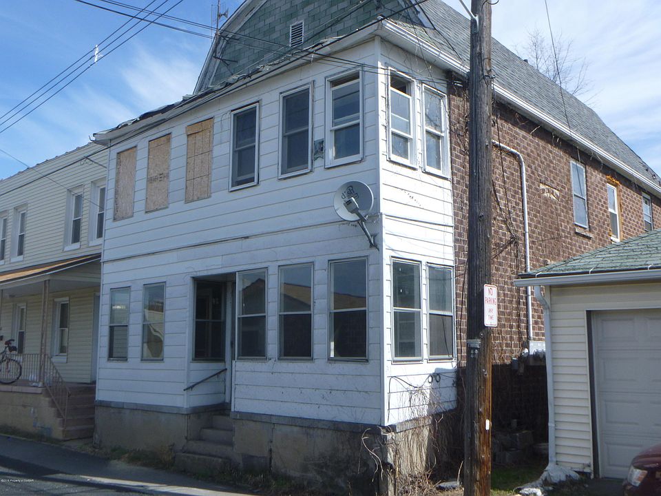 1st image of 152 Division & Lackawann