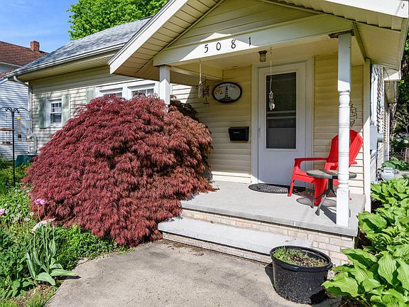 3rd image of 5081 N Riverview Dr