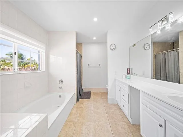 15341 SW 36th St — Photo 6