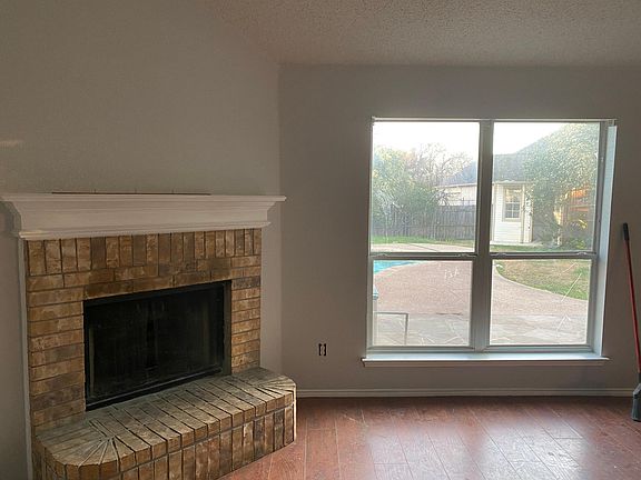 Playhouse, storage bldg in back yard