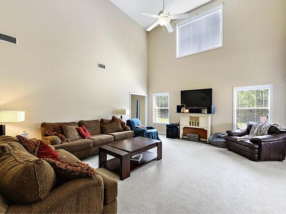 4th image of 10327 Black Gum Ln