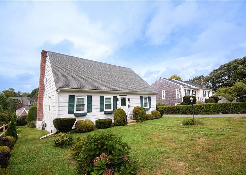 39 Coggeshall Ave, Newport, RI 02840 Zillow