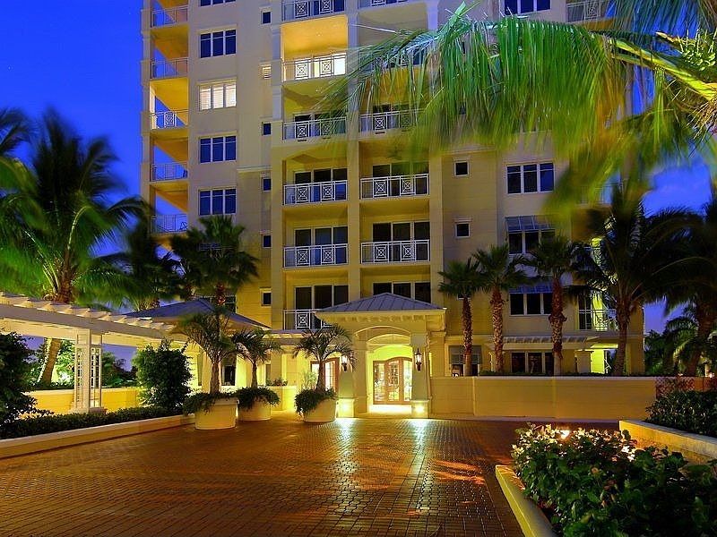 For Sale: 2050 Ben Franklin Drive, Sarasota, FL 34236
