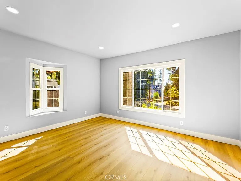 379 Buena Loma St — Photo 13