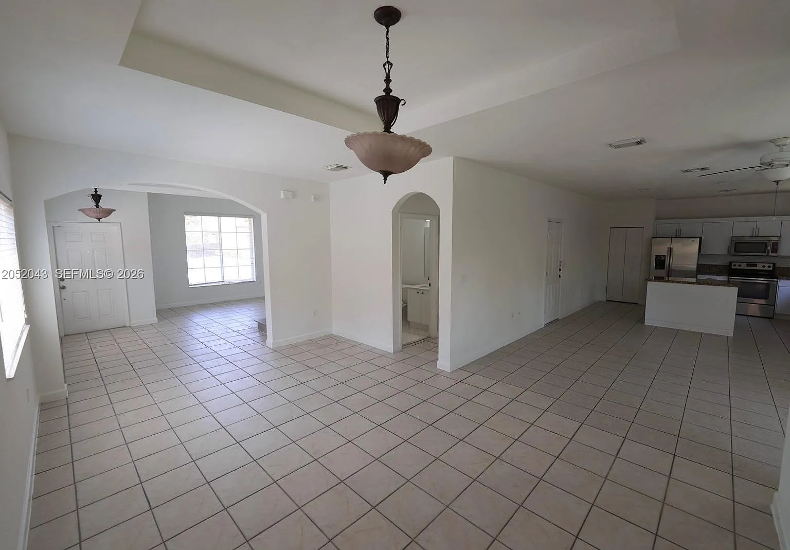4 bed, $3,800 — Photo 3