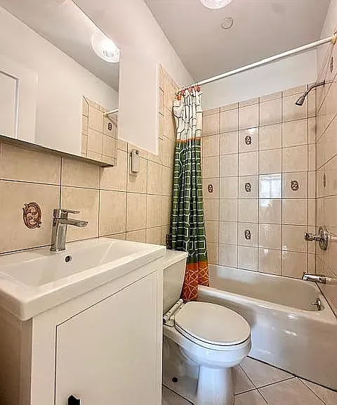 527 Leonard St #2B — Photo 3
