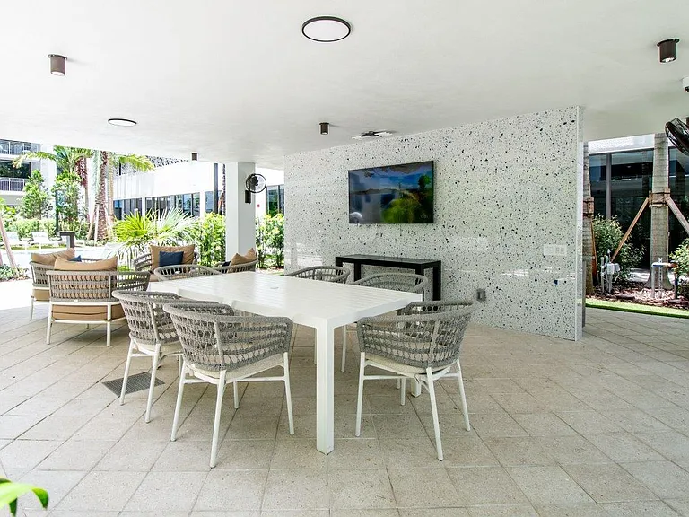 Legacy at 36th — Photo 21