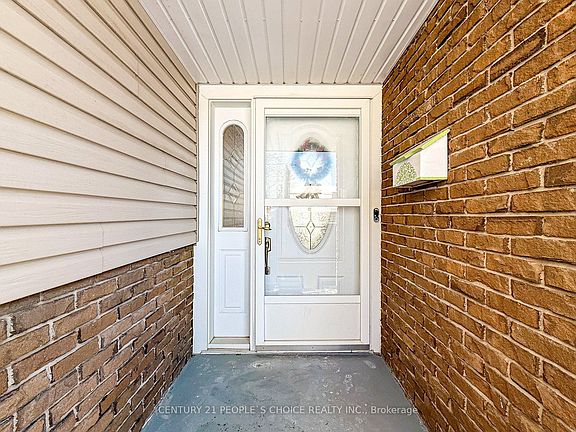 4th image of 20 Inadale Ct