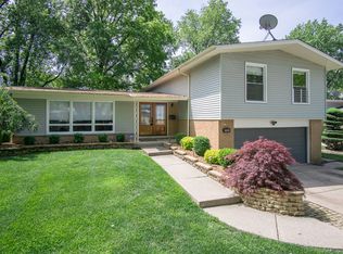 1102 W Ohio St, Glenwood, IL