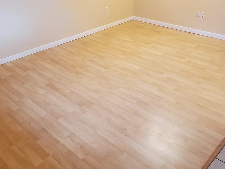918 S Logan St #202 — Photo 2
