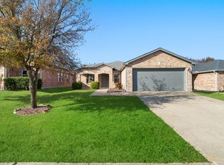 1624 Lionheart Dr, Little Elm, TX 75068