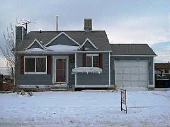 1st image of 2513 Bryant Dr
