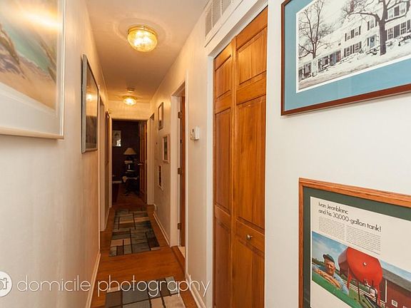 3rd image of 2124 N Clark St #1